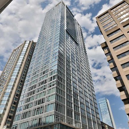 2 Bedroom Plus Den Condo 토론토 외부 사진